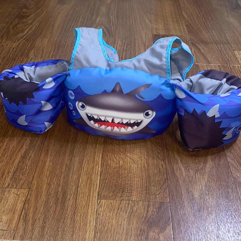 Stallion Shark Puddle Jumper Swim Vest